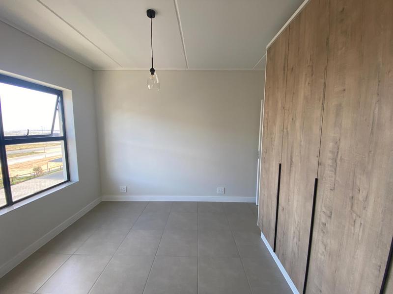 To Let 2 Bedroom Property for Rent in Richwood Western Cape